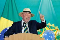 Equipe de Flávio vê uso eleitoral do Bolsa Família, mas evita municiar PT