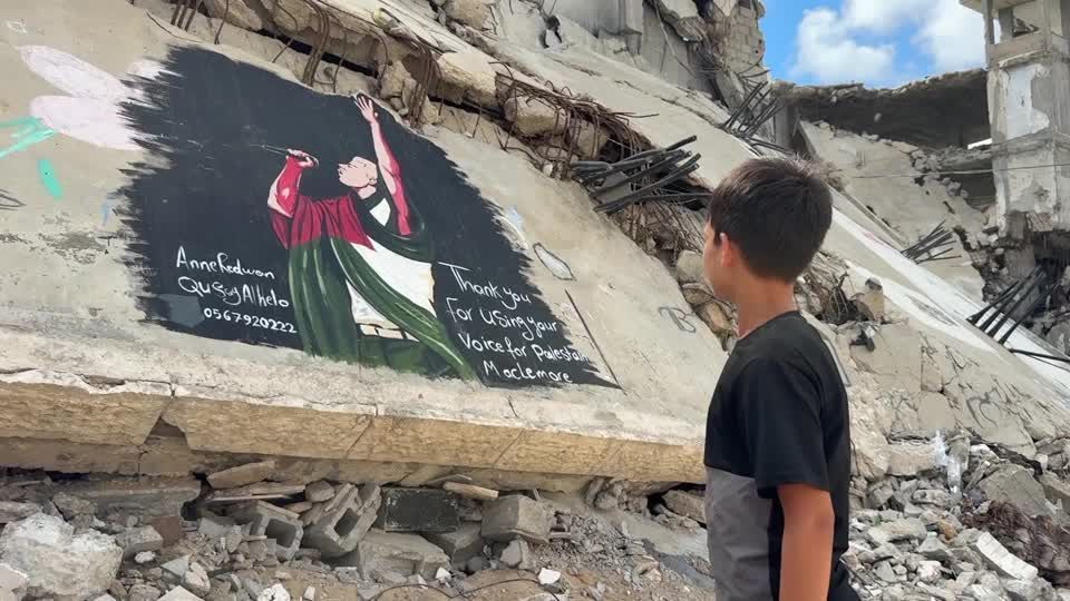 Mural do rapper Macklemore em Gaza