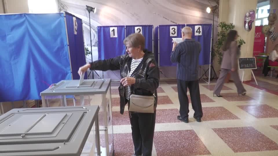 Ucrânia critica eleições parlamentares em regiões ocupadas pela Rússia
