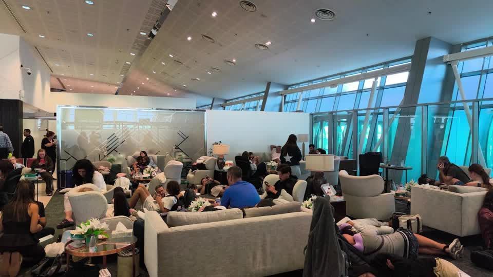 Passageiro israelense filma cenas de um avião da Flydubai e de um aeroporto saudita • REUTERS
