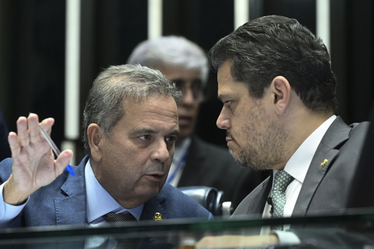 Crise no STF: Corte precisa mostrar boa conduta à sociedade, diz professor