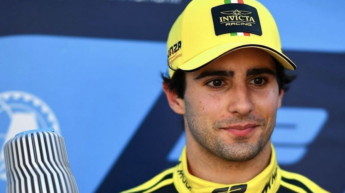 Russell conquista a pole no Azerbaijão após líder Antonelli sofrer acidente