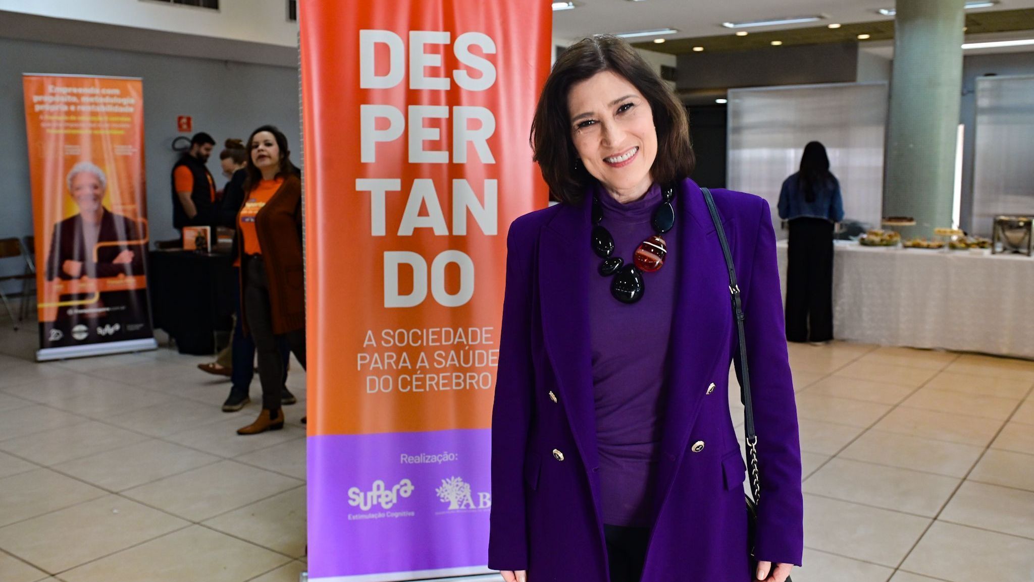 Beth Goulart na oitava edição do evento “Despertando a Sociedade para a Saúde do Cérebro”, realizado em São Paulo