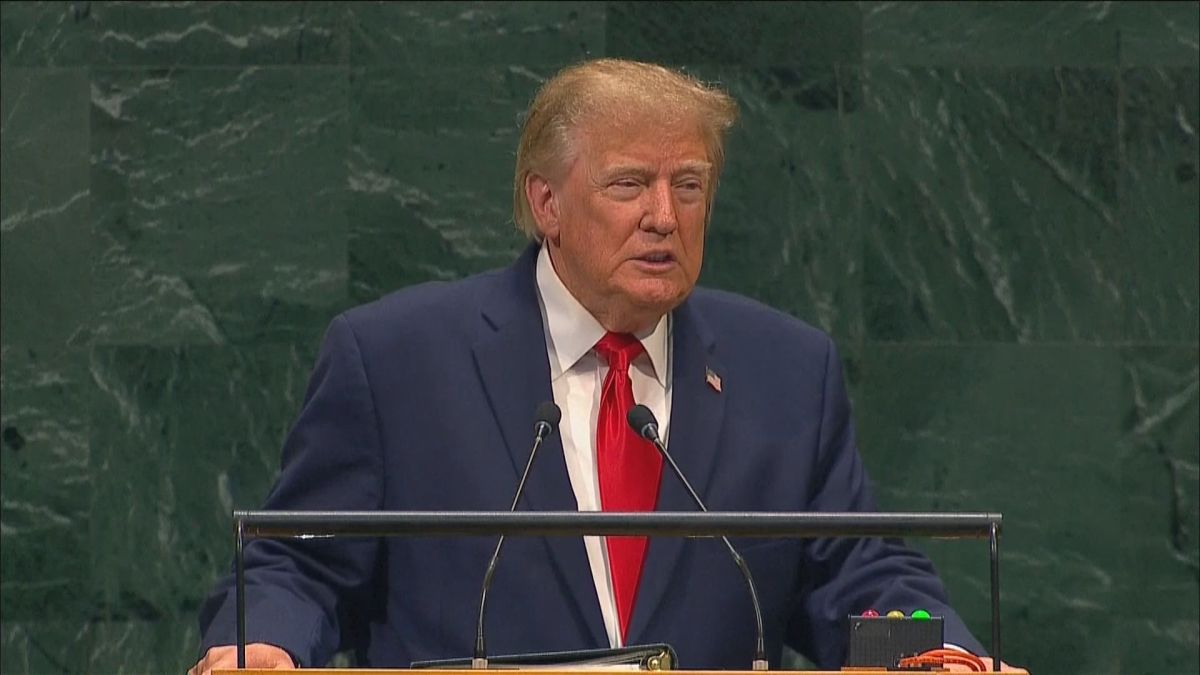 Trump diz que pode usar poderio militar para garantir interesses dos EUA