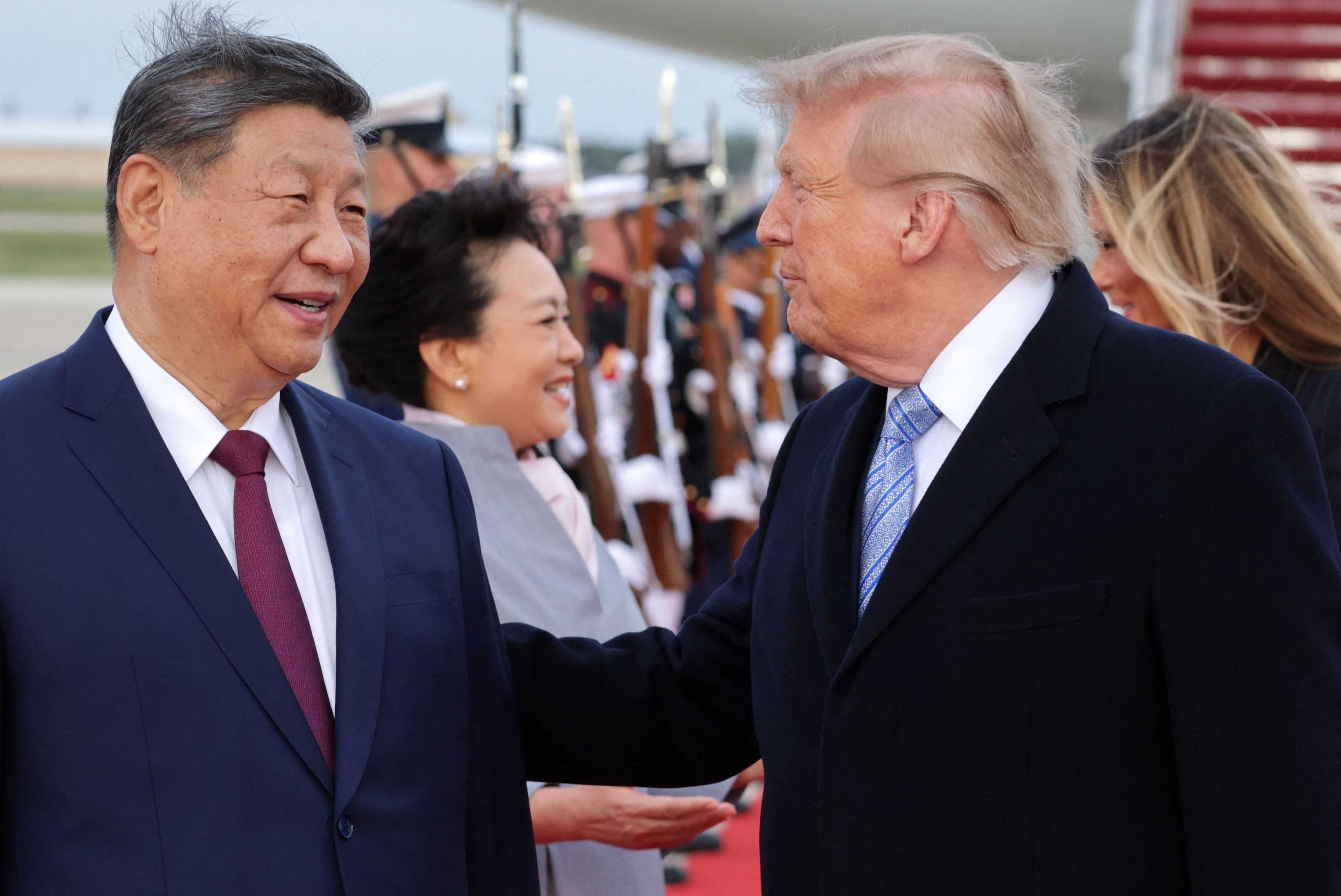 Trump dá as boas-vindas a Xi Jinping na Base Conjunta de Andrews em 23 de setembro