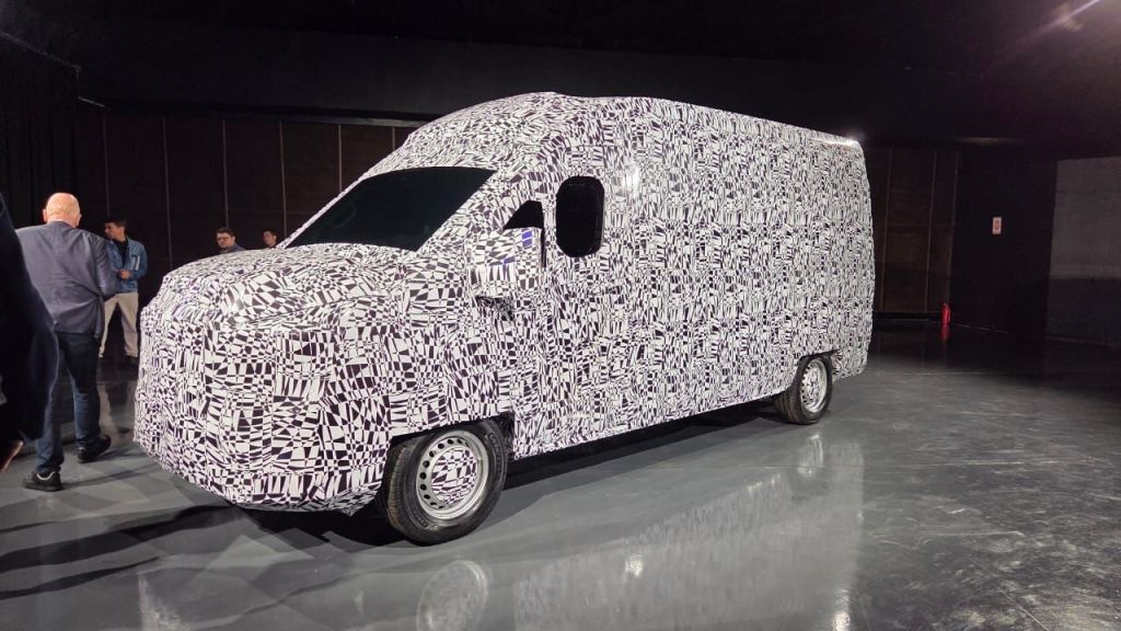 Volkswagen Caminhões e Ônibus vai lançar van inédita no Brasil