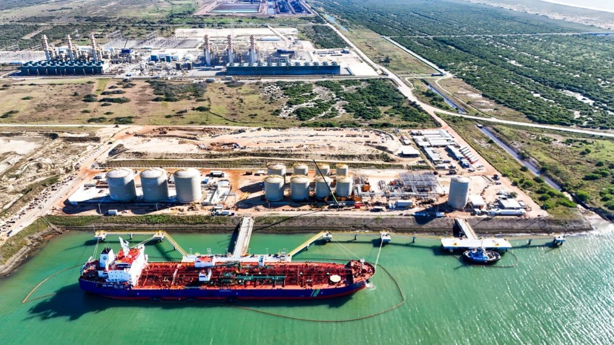 Porto do Açu prevê terminal para combustíveis sustentáveis até 2030