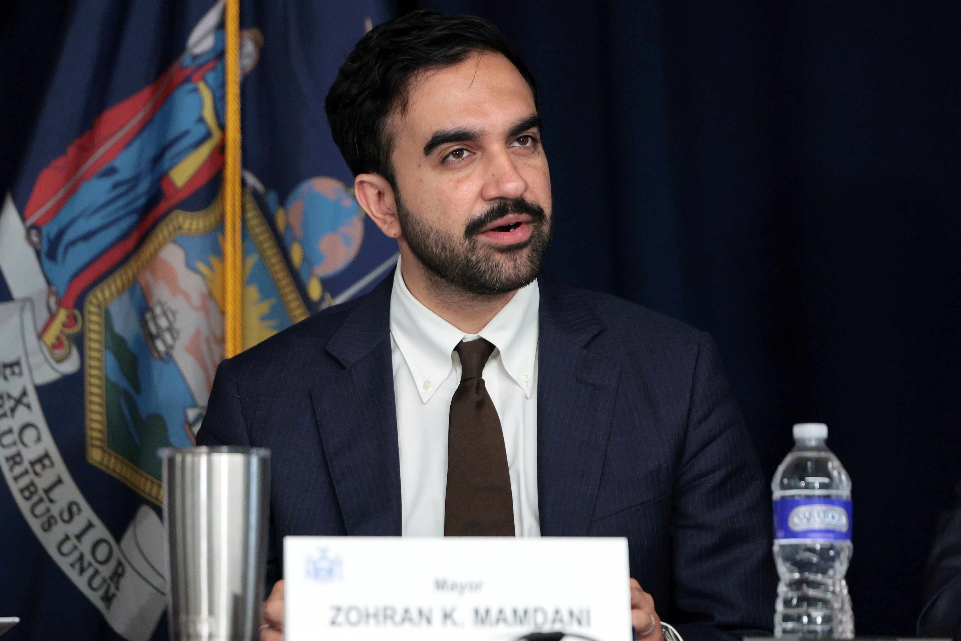 O prefeito da cidade de Nova York, Zohran Mamdani, discursa durante a reunião anual do Conselho de Controle Financeiro do Estado de Nova York