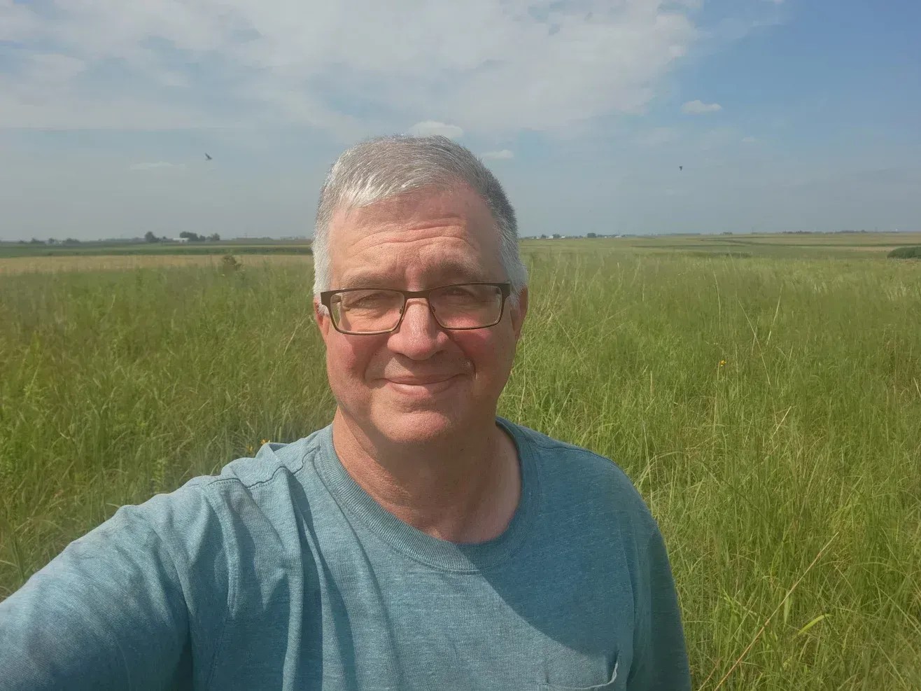 Aaron Lehman, presidente da União dos Agricultores de Iowa, cultiva milho, soja, aveia e feno, sendo um agricultor de quinta geração. • Divulgação