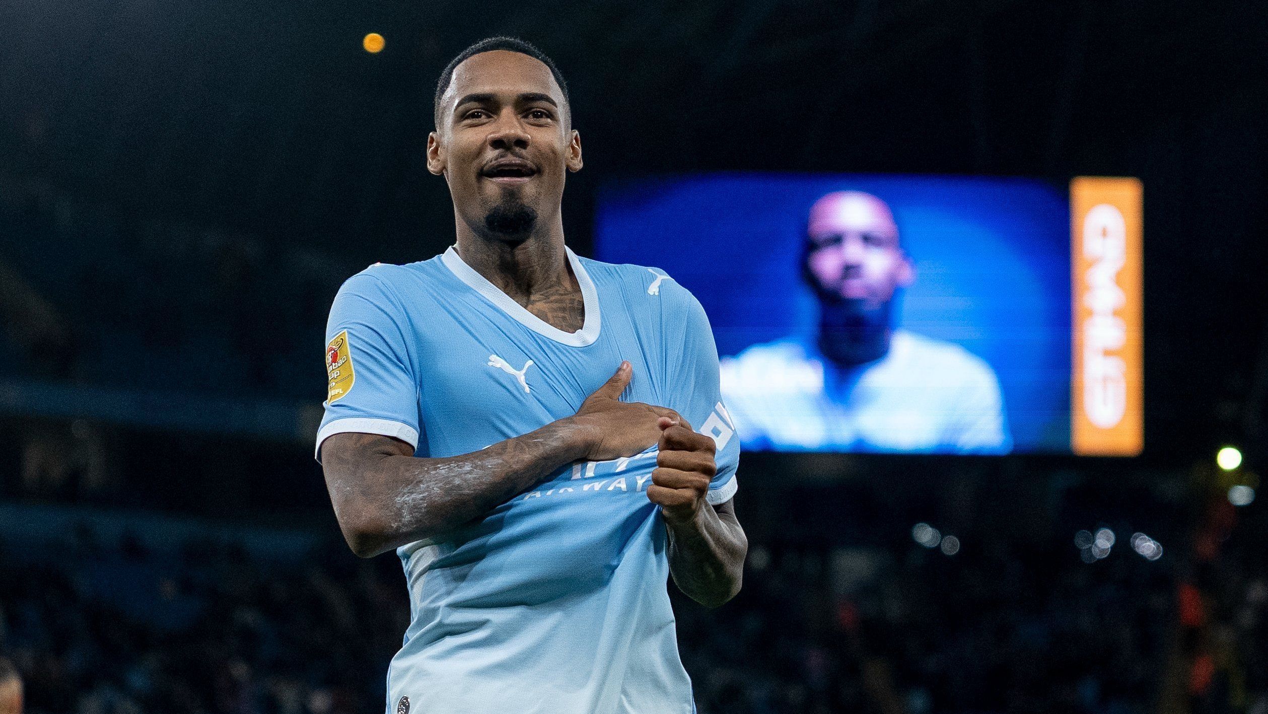 allan-manchester-city