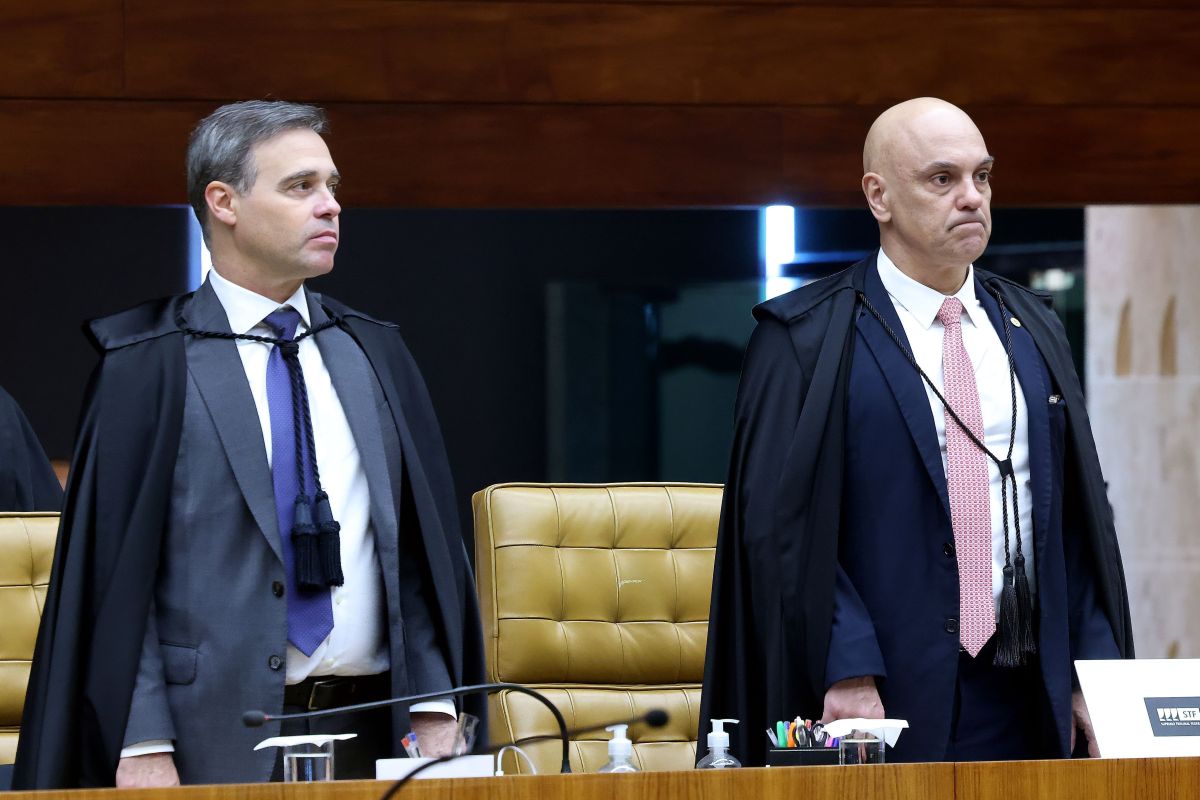 TSE também suspende no rádio propaganda de Lula sobre “currículo” de Flávio