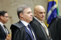 Caso Moraes: PL mira bancada pró-impeachment; PT defende investigação