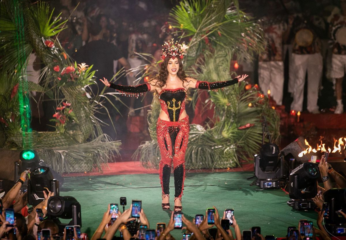 Saiba qual foi a única “exigência” de Anitta para ser rainha da Grande Rio
