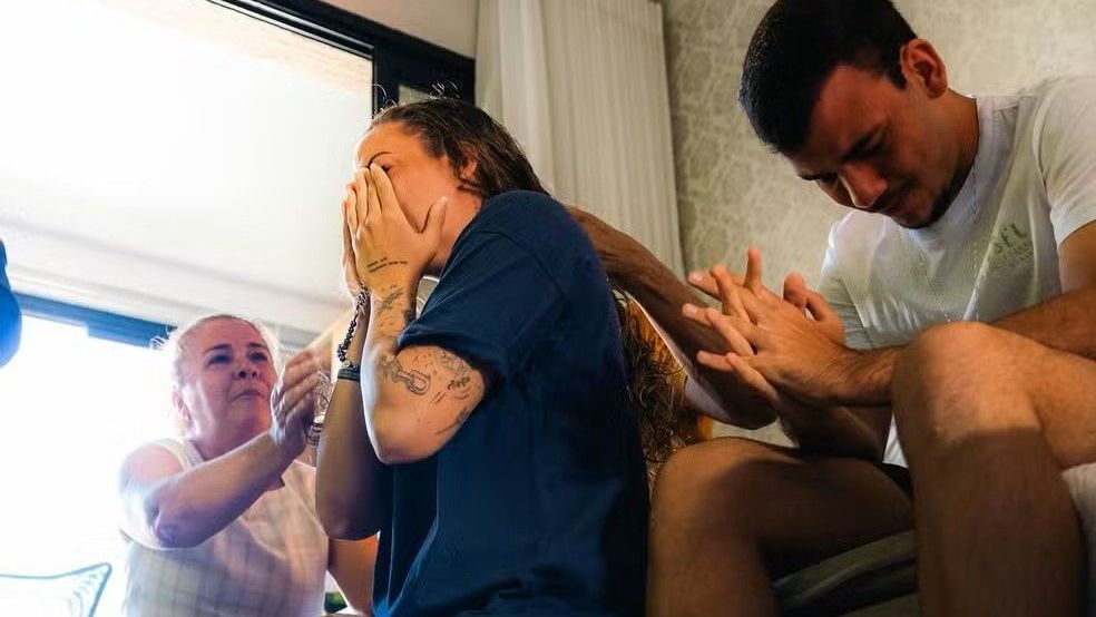 Goleira do Bahia tem reação emocionante ao ser convocada pela Seleção; veja