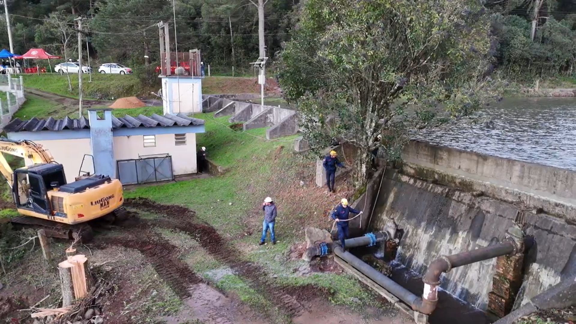 imagem da ação na barragem