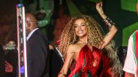 Conheça Eloína dos Leopardos, que coroou Anitta na Grande Rio