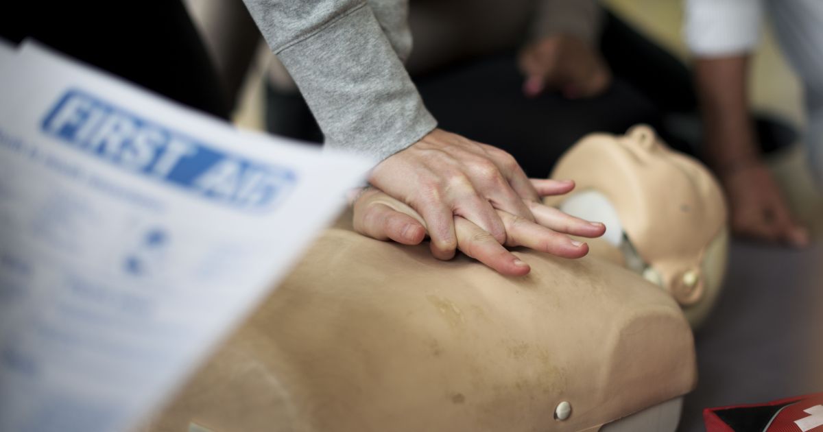 Parada cardíaca: manobra de ressuscitação aumenta chances de sobrevivência