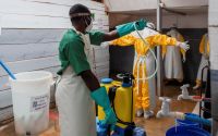 Surto de Ebola na RD Congo deixa mais de cinco mil mortos, diz governo