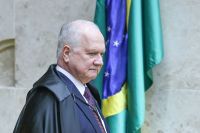 Moraes, Master e INSS: entenda o efeito de centralizar casos com Fachin