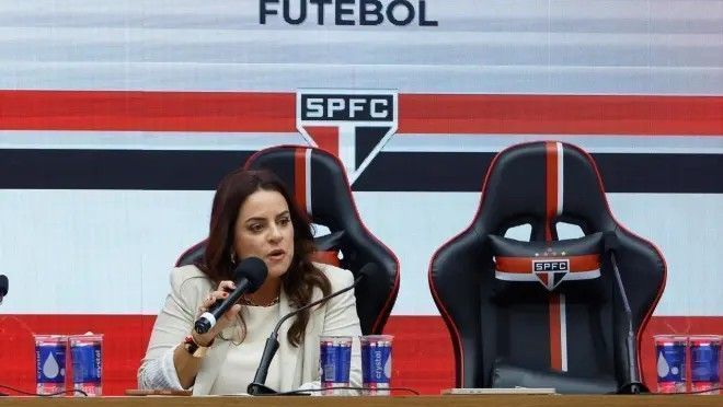 Diretora esclarece possível troca na gestão do sócio-torcedor do São Paulo