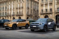 Nova geração de Fiat Pulse e Fastback aparece pela primeira vez em público