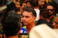 Aliados veem erro de Flávio sobre a CNBB e reação "desastrosa" em crise