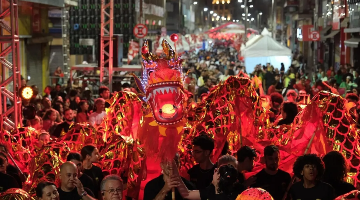 Festival da Lua Chinês ocupa a 25 de Março com danças folclóricas e desfile
