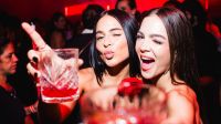 Netflix celebra 15 anos no Brasil e reúne famosos em festa; veja