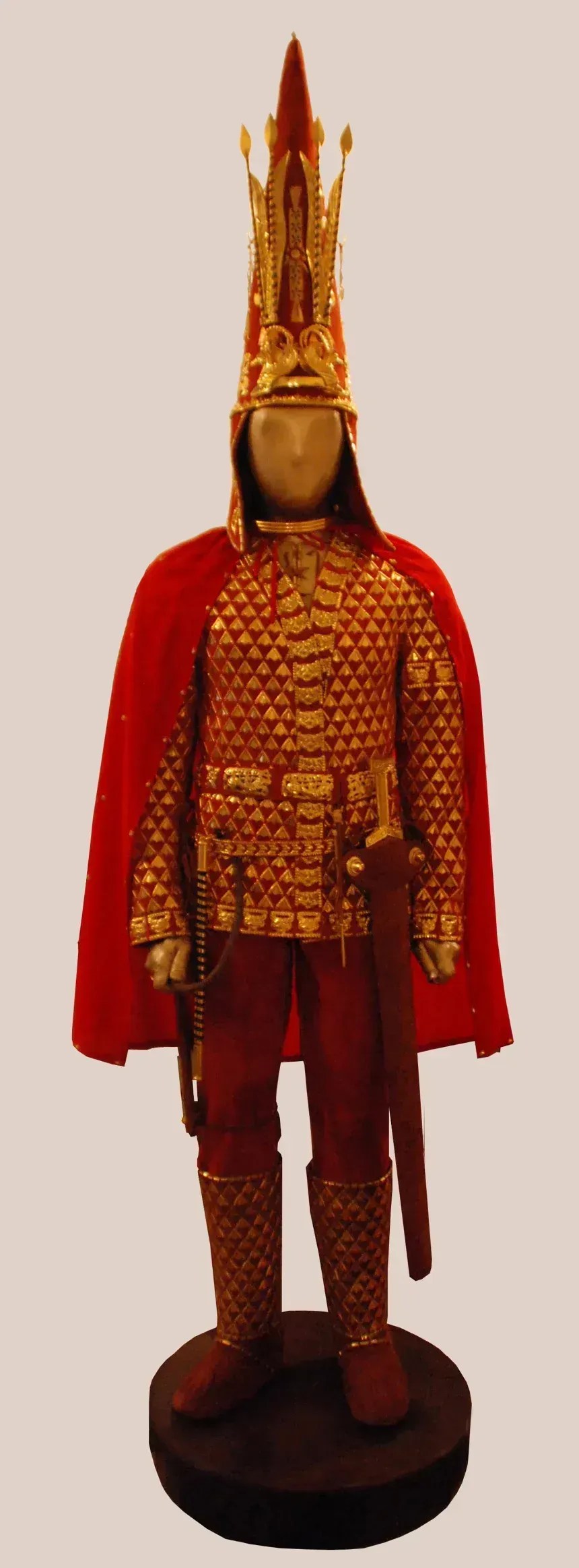 Uma reconstrução do "Homem de Ouro", um jovem cita da elite que foi exumado em 1969 no cemitério de Issyk, no Cazaquistão • Gulmira Mukhtarov