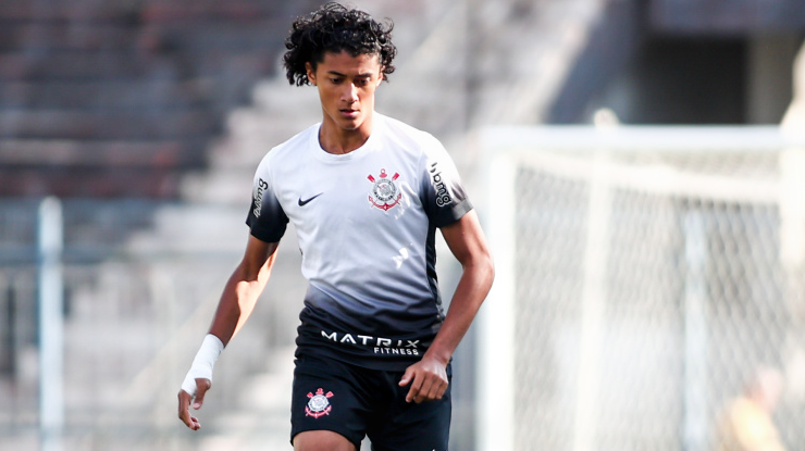 Imagem de destaque do post: Corinthians: joia de 17 anos deve ser titular contra o Flamengo