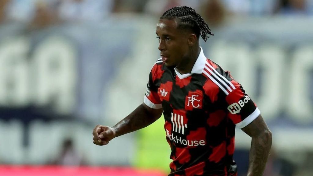 Kevin em amistoso do Fulham