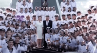 Kim Jong-un aparece ao lado da filha em cerimônia televisionada
