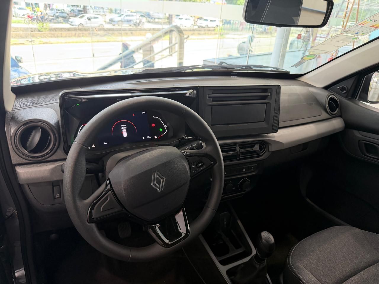 Interior do novo Renault Kwid Evolution 2027 • Rodrigo Barros/CNN Brasil