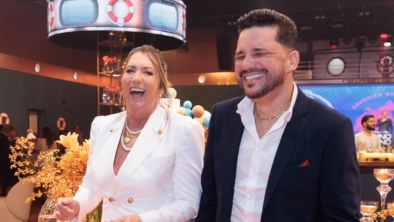 Margareth Serrão disse estar marcando a data do casamento com Danilo Sanfoneiro