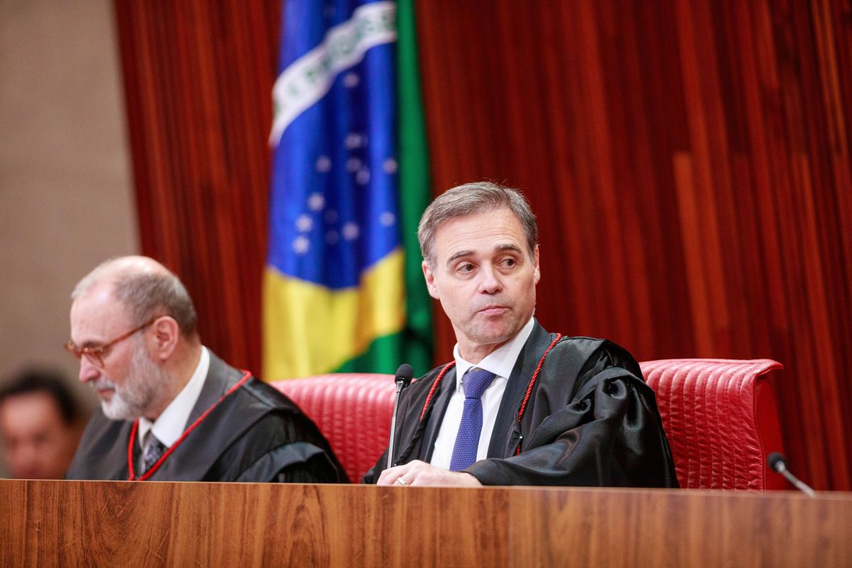 Real Time: Lula e Flávio empatam com 49% de rejeição