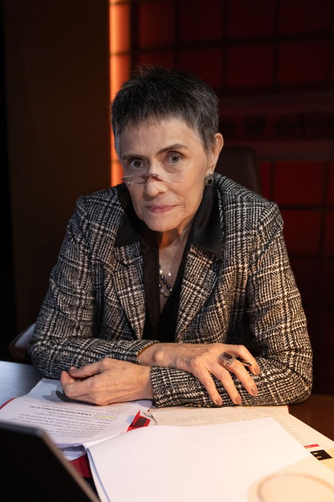 Nina de Pádua como a juíza Nina Hoffmann em "Quem Ama Cuida"