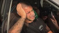 Promessa do Betis chora e não consegue falar ao saber que foi vendido; veja