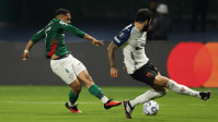 Com vantagem curta, Palmeiras visita LDU por vaga na semi da Libertadores