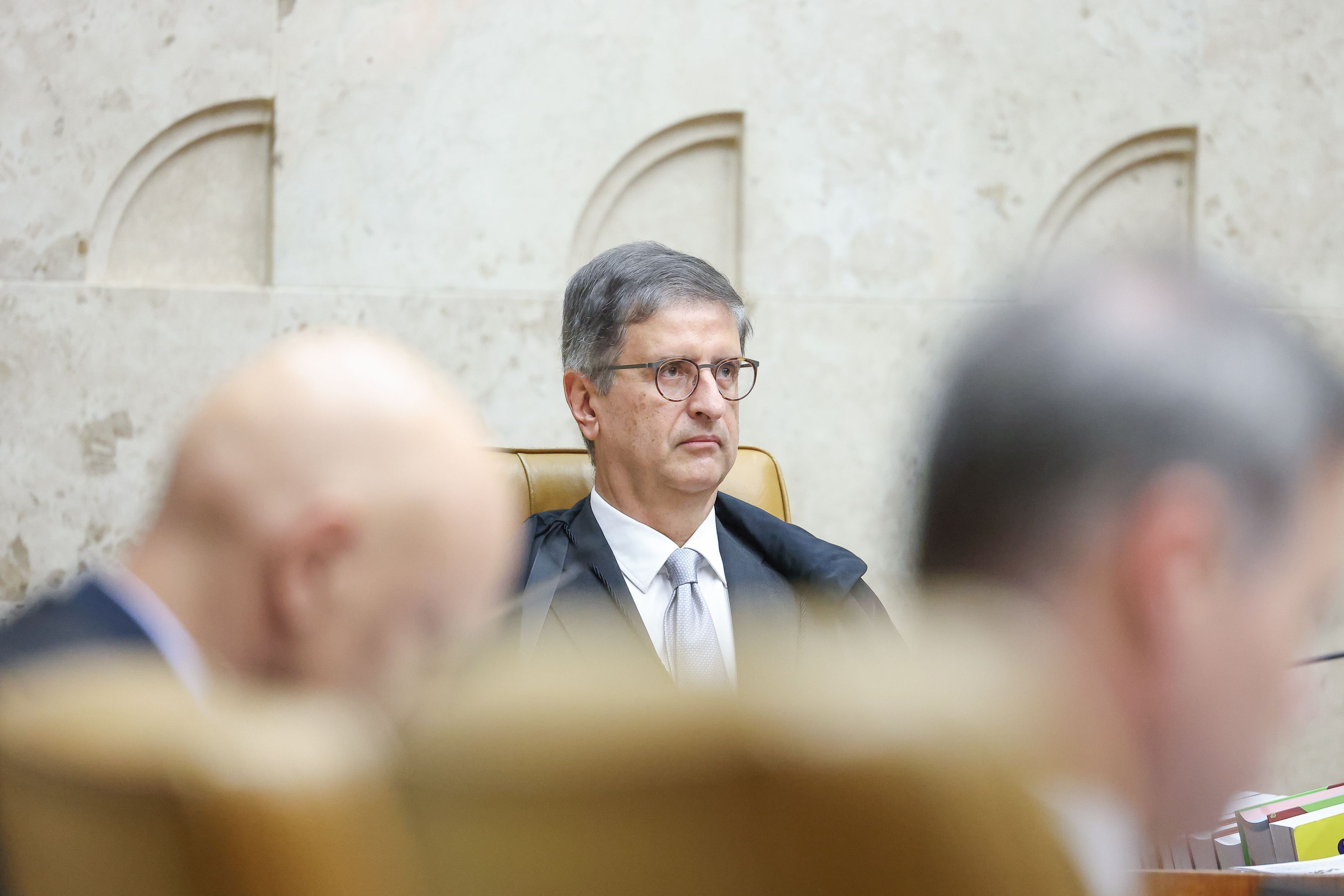 O procurador-geral da República, Paulp Gonet Branco, em sessão plenária do STF