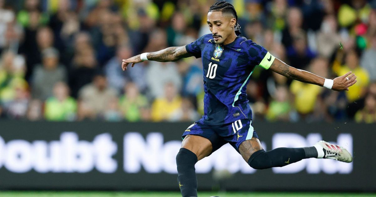 Raphinha tem edema na coxa e é cortado do amistoso da Seleção contra Índia