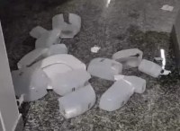 Setor visitante da Arena MRV é depredado após clássico; veja fotos
