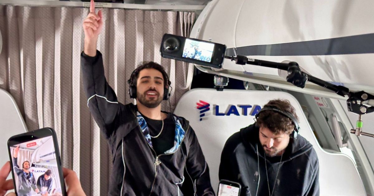 Imagem ilustrativa de aviões adesivados e show de música eletrônica