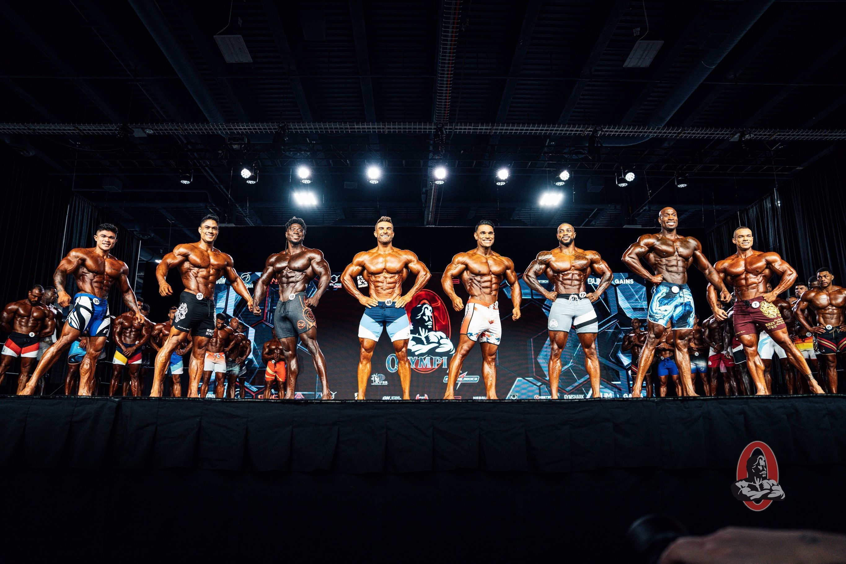 Mr. Olympia 2026: Ryan Terry domina prévias da Men's Physique; Brasil se destaca