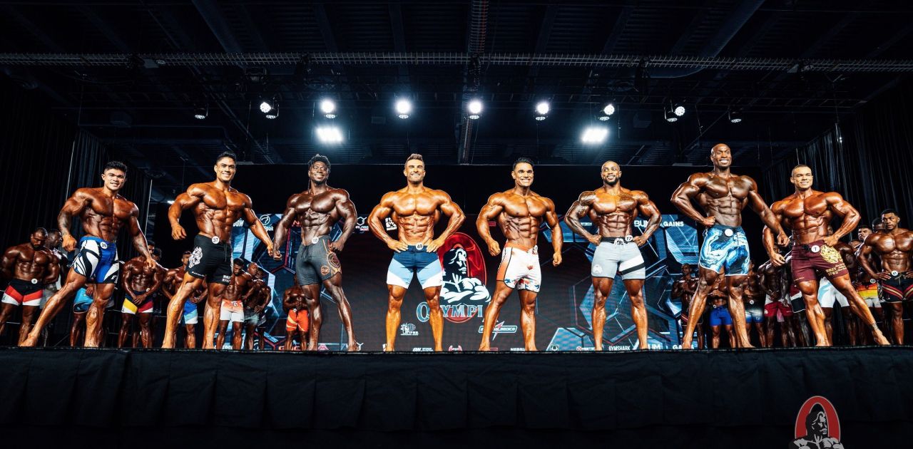 Mr. Olympia 2026: Ryan Terry domina prévias da Men's Physique; Brasil se destaca