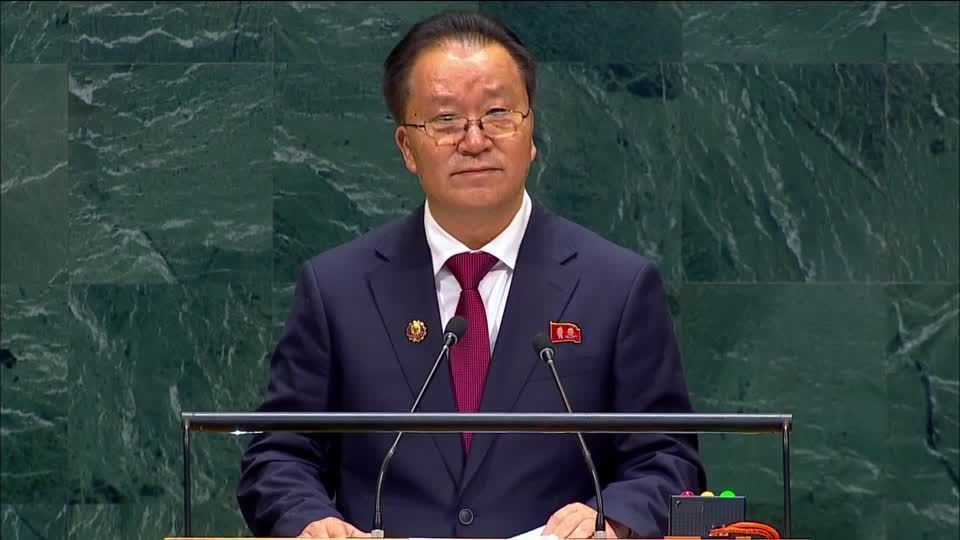O vice-ministro das Relações Exteriores da Coreia do Norte, Kim Son-gyong, na Assembleia Geral da ONU