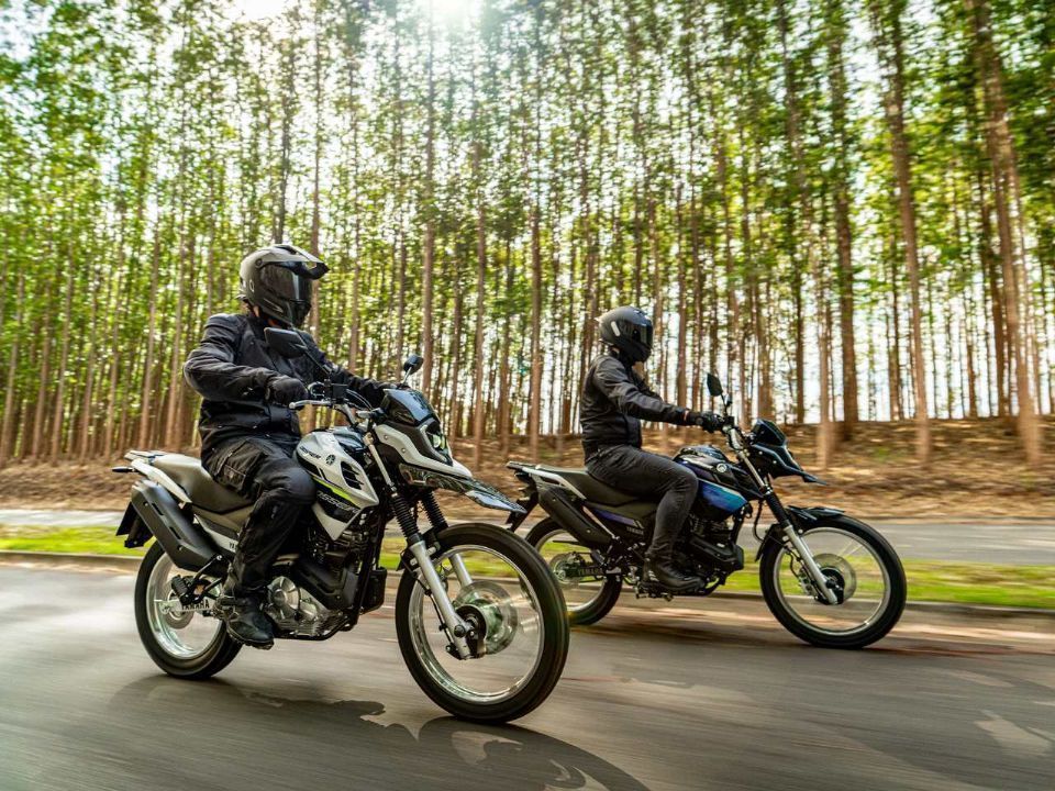 Yamaha Crosser 2027: trail ganha mais conectividade