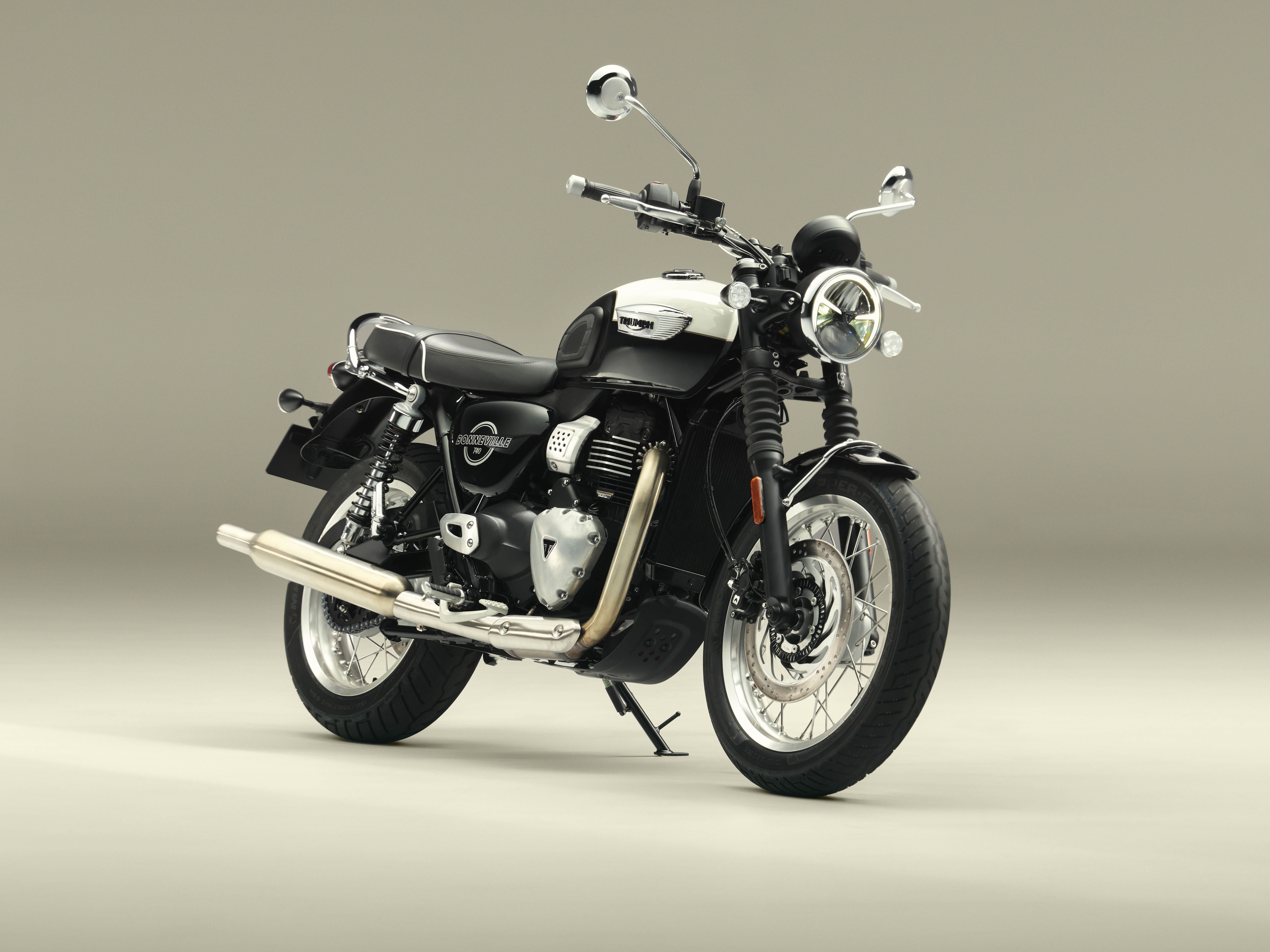 Triumph Bonneville T40 • Divulgação