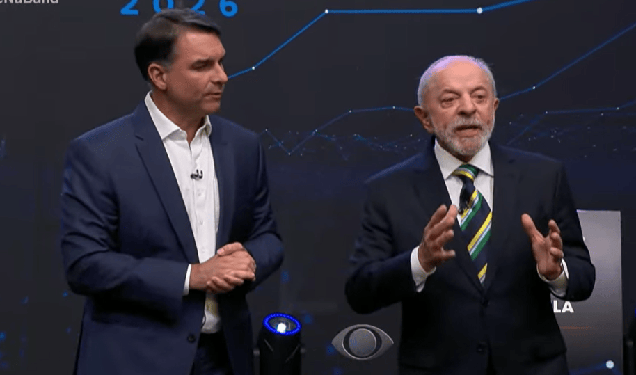 Flávio é cobrado por R$ 134 mi de Vorcaro e cita R$ 30 mi a instituto Lula
