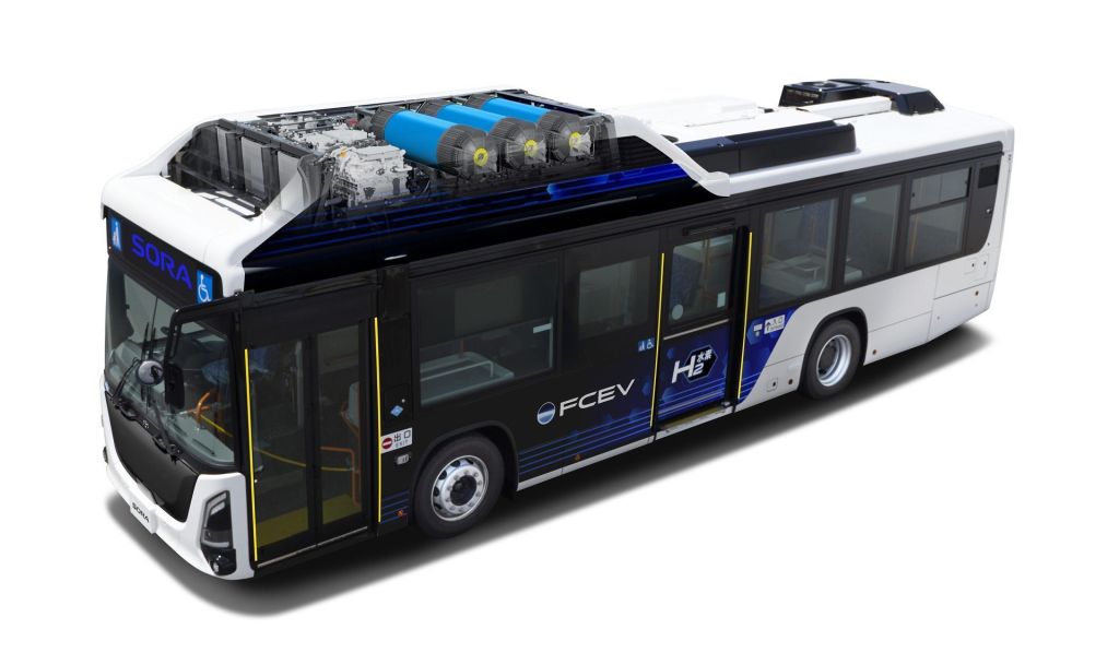Ônibus movido a hidrogênio da Toyota agora roda mais de 300km com um tanque