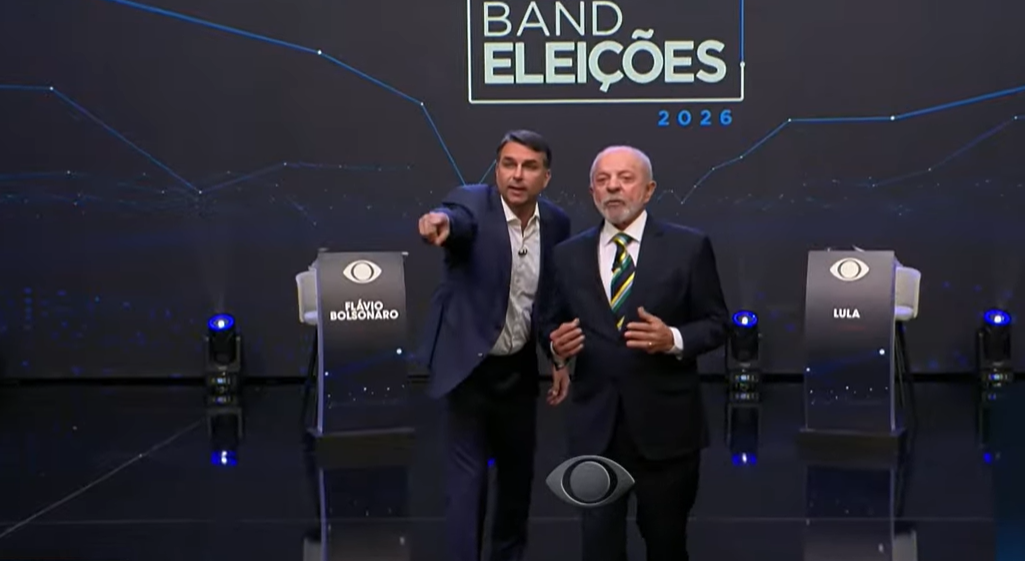 Debate tem gritaria e interrupção nas considerações finais de Lula e Flávio